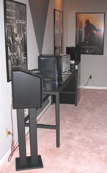 Click image for larger version

Name:	Loft_theater_5.jpg
Views:	2974
Size:	87.9 KB
ID:	841504