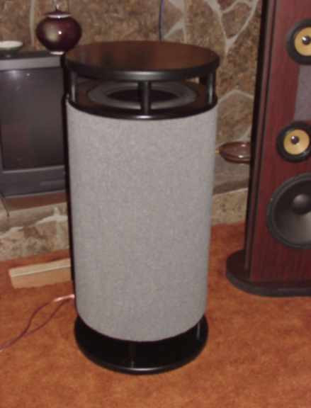 Click image for larger version

Name:	FinishedSpeaker.jpg
Views:	48
Size:	33.2 KB
ID:	949364