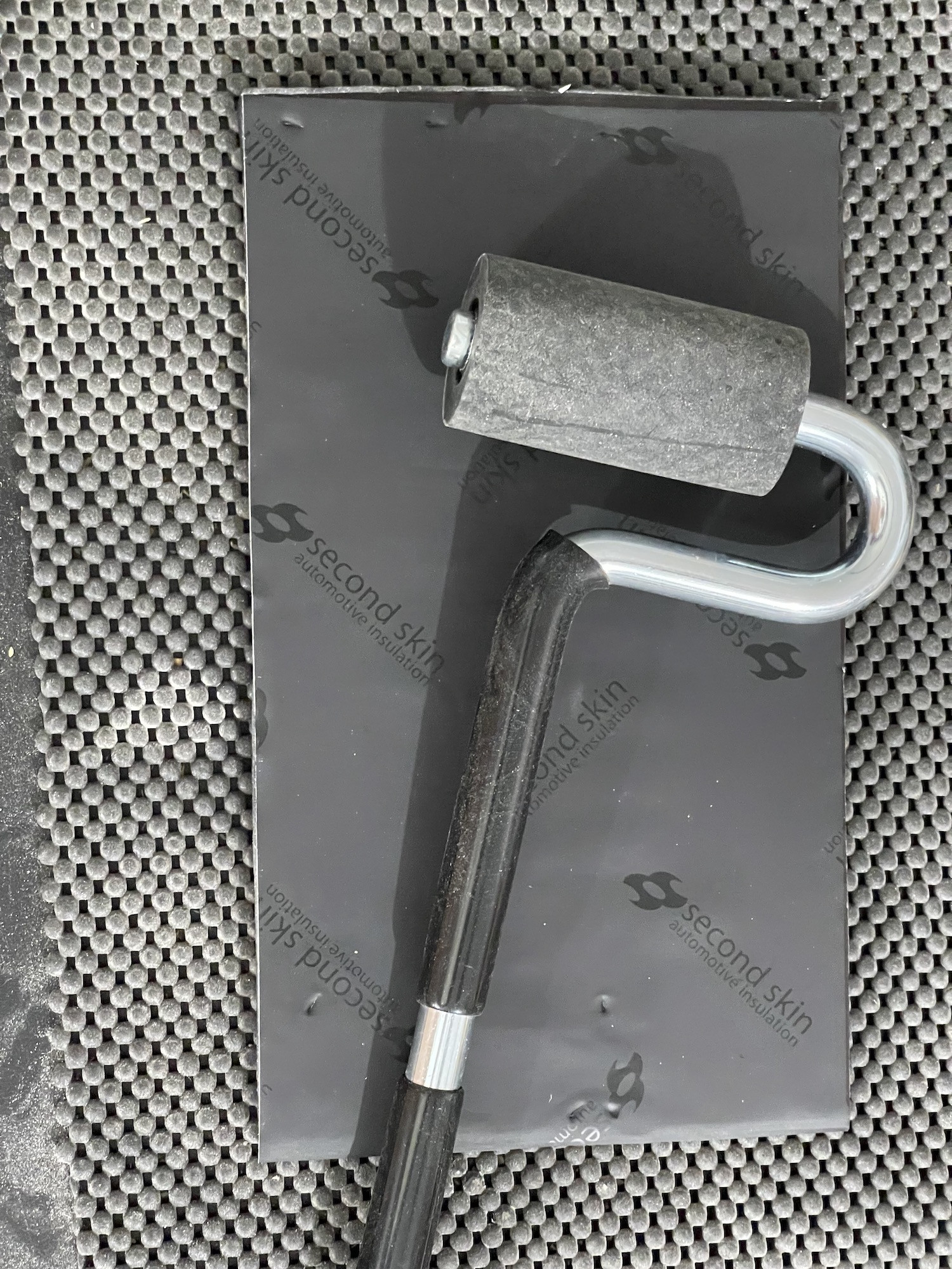Click image for larger version

Name:	Roller tool for 2nd Skin.jpg
Views:	818
Size:	934.9 KB
ID:	945631
