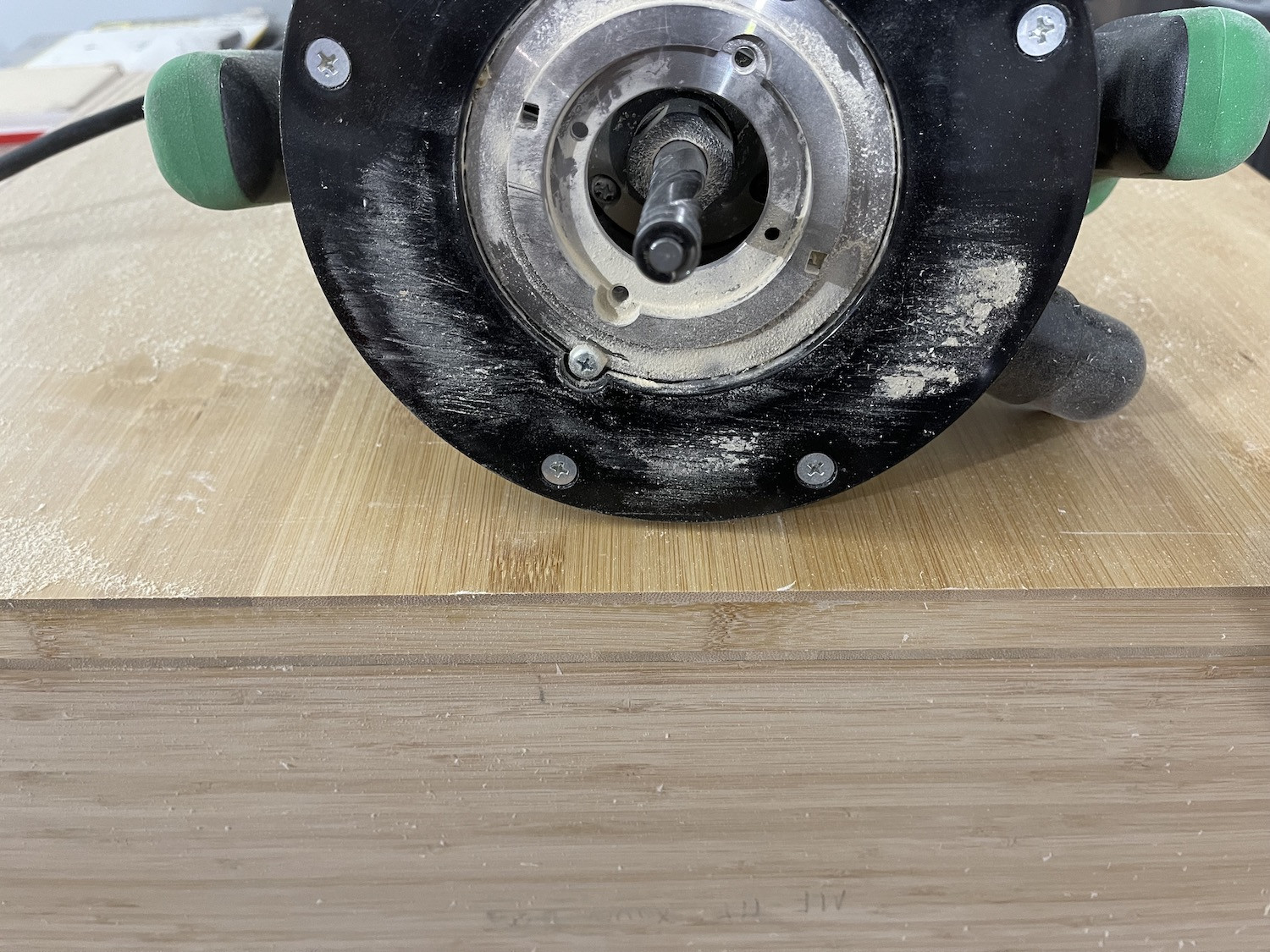 Click image for larger version  Name:	Flush trim to base.jpg Views:	0 Size:	540.7 KB ID:	947091