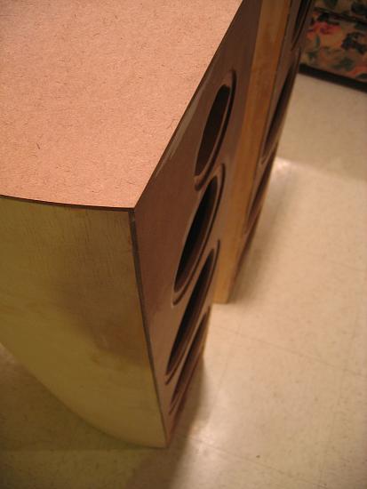 Click image for larger version

Name:	04_hdf-front-corner-before-gluing-sides_8285407219_o.jpg
Views:	1811
Size:	619.0 KB
ID:	948195