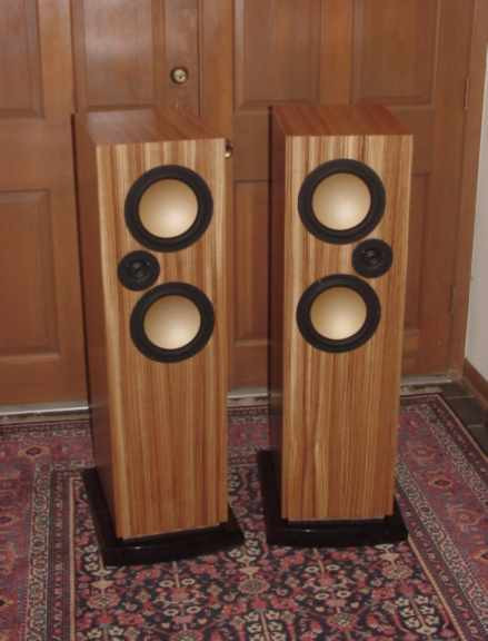 Click image for larger version

Name:	CompletedSpeakers2.jpg
Views:	22
Size:	50.3 KB
ID:	955916
