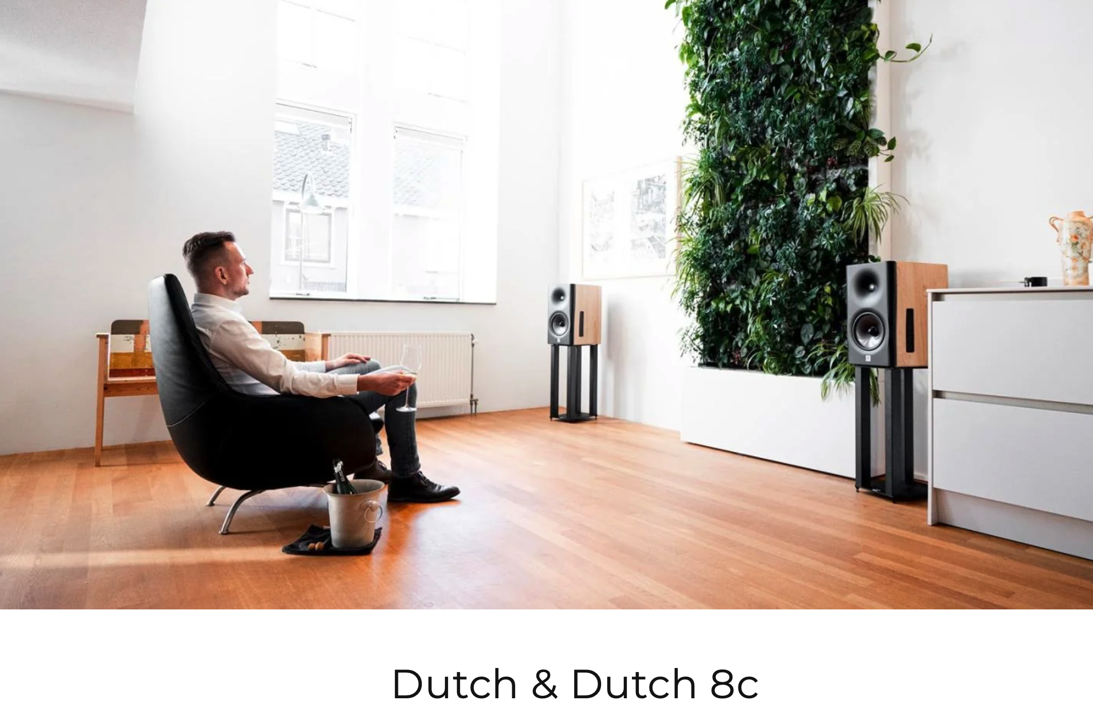 Click image for larger version

Name:	Dutch&amp;Dutch Landing Pic.png
Views:	490
Size:	1.99 MB
ID:	954632
