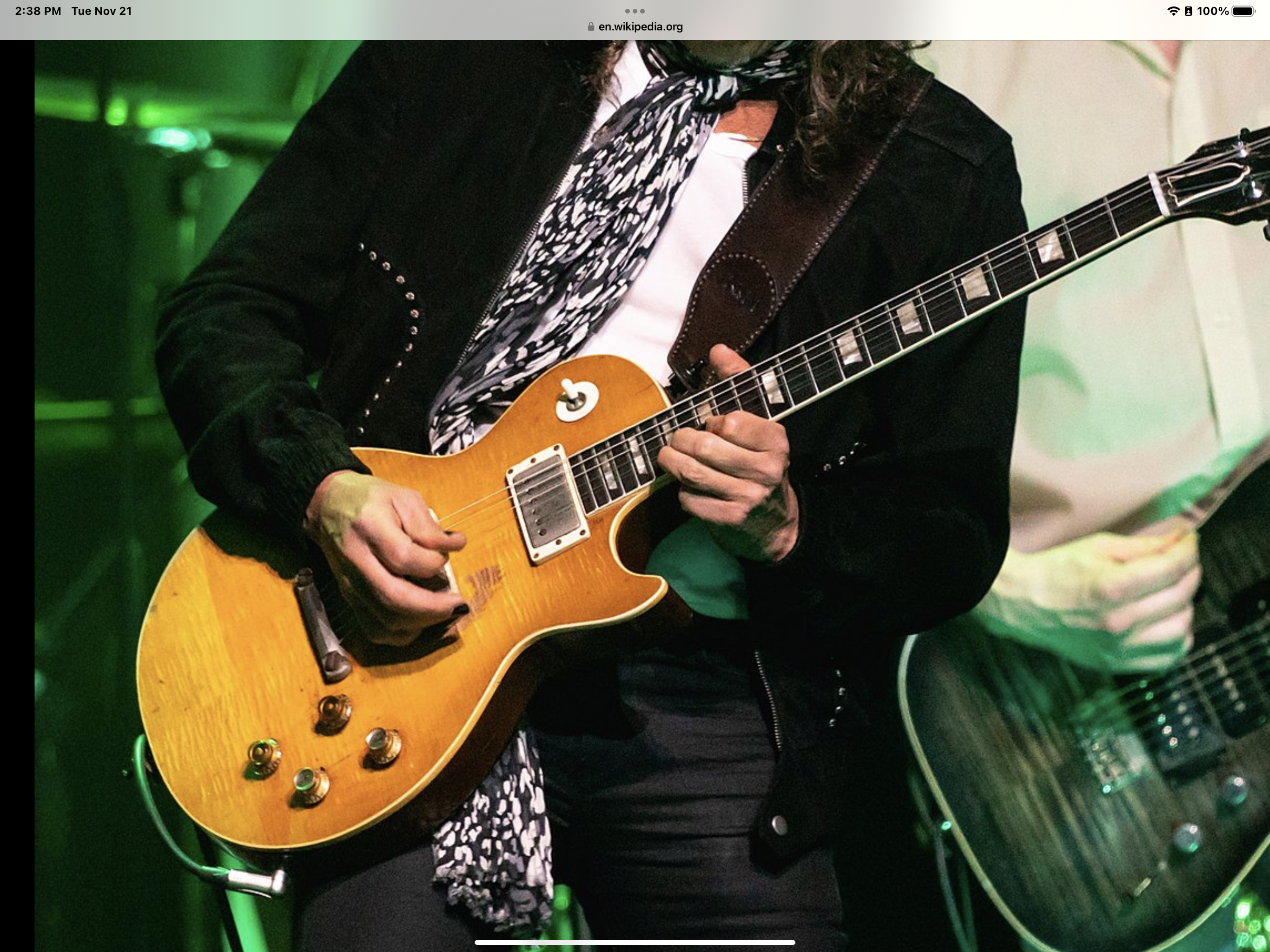 Click image for larger version  Name:	Peter Green Playing.png Views:	0 Size:	6.26 MB ID:	951489