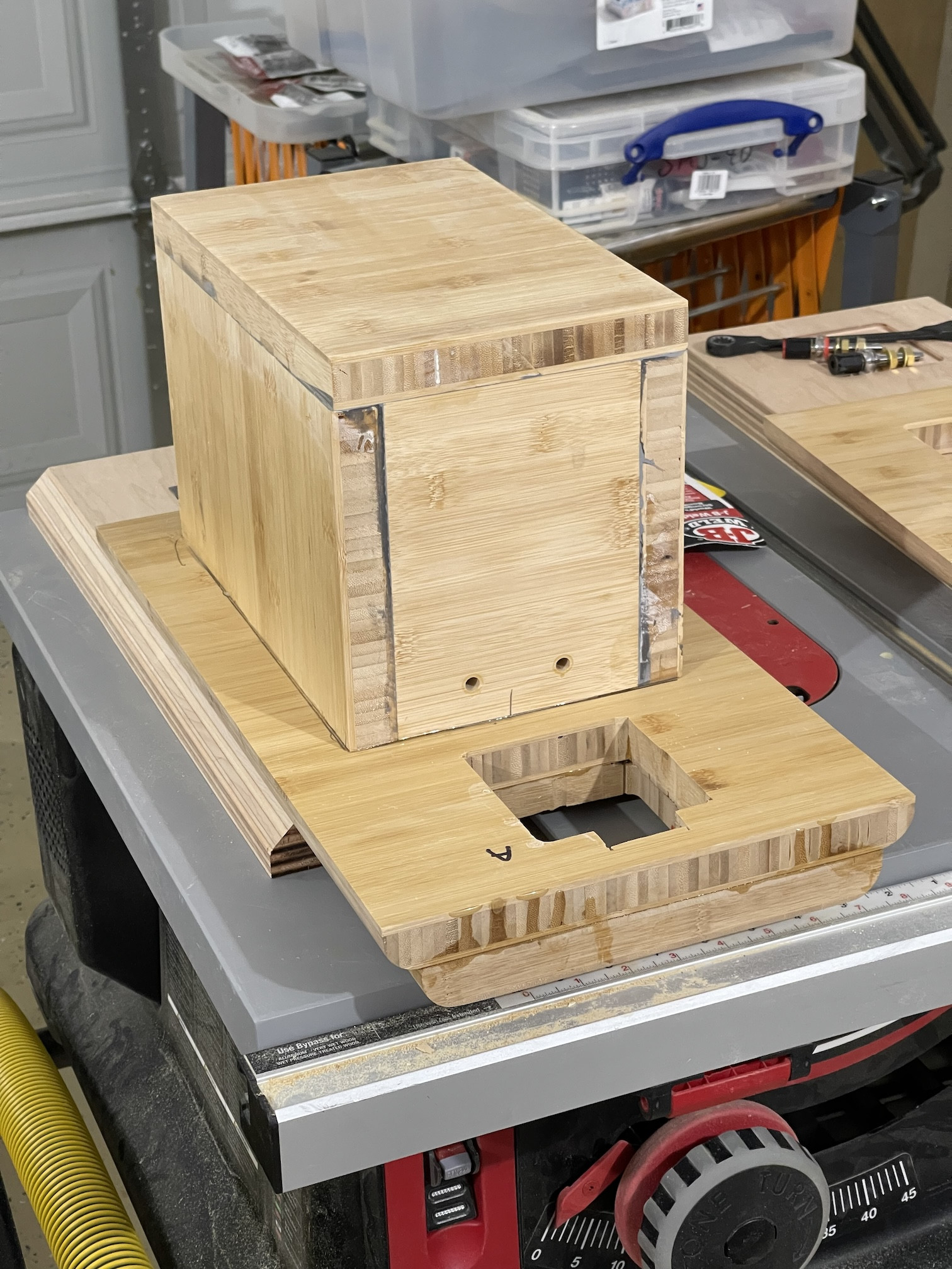 Click image for larger version  Name:	Glue mid enclosure SS.jpg Views:	0 Size:	737.3 KB ID:	953614