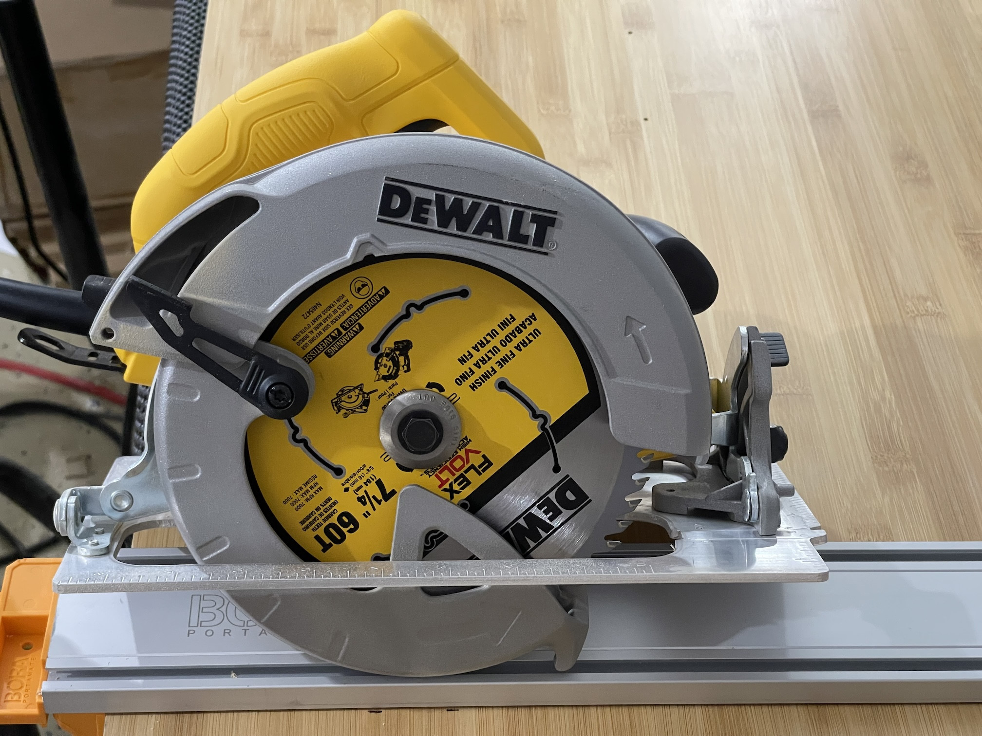 Click image for larger version

Name:	4_Dewalt 60T Blade.jpg
Views:	313
Size:	692.3 KB
ID:	953844