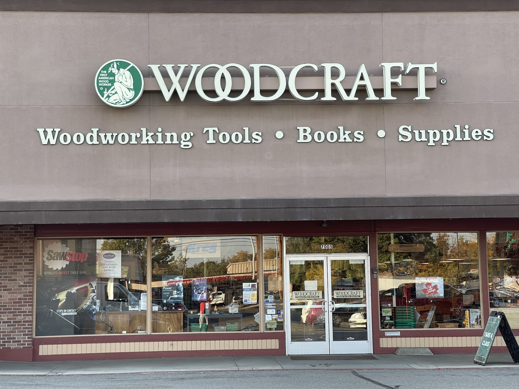 Click image for larger version  Name:	WoodcraftBoise.jpg Views:	0 Size:	812.8 KB ID:	954409
