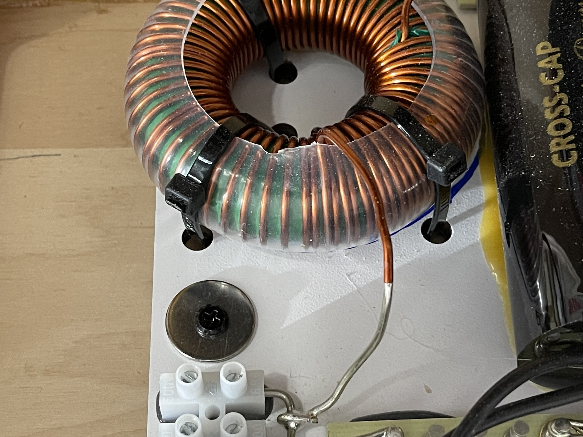 Click image for larger version  Name:	3_Fender washer and M4 bolt.jpg Views:	0 Size:	686.7 KB ID:	954581