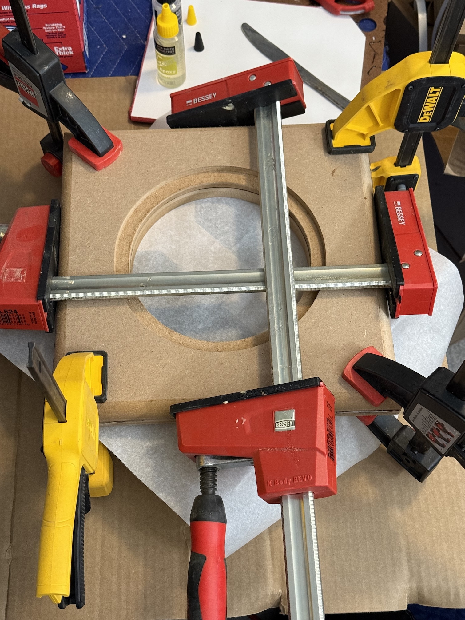 Click image for larger version

Name:	Frontn Glue up.jpg
Views:	291
Size:	800.1 KB
ID:	957413