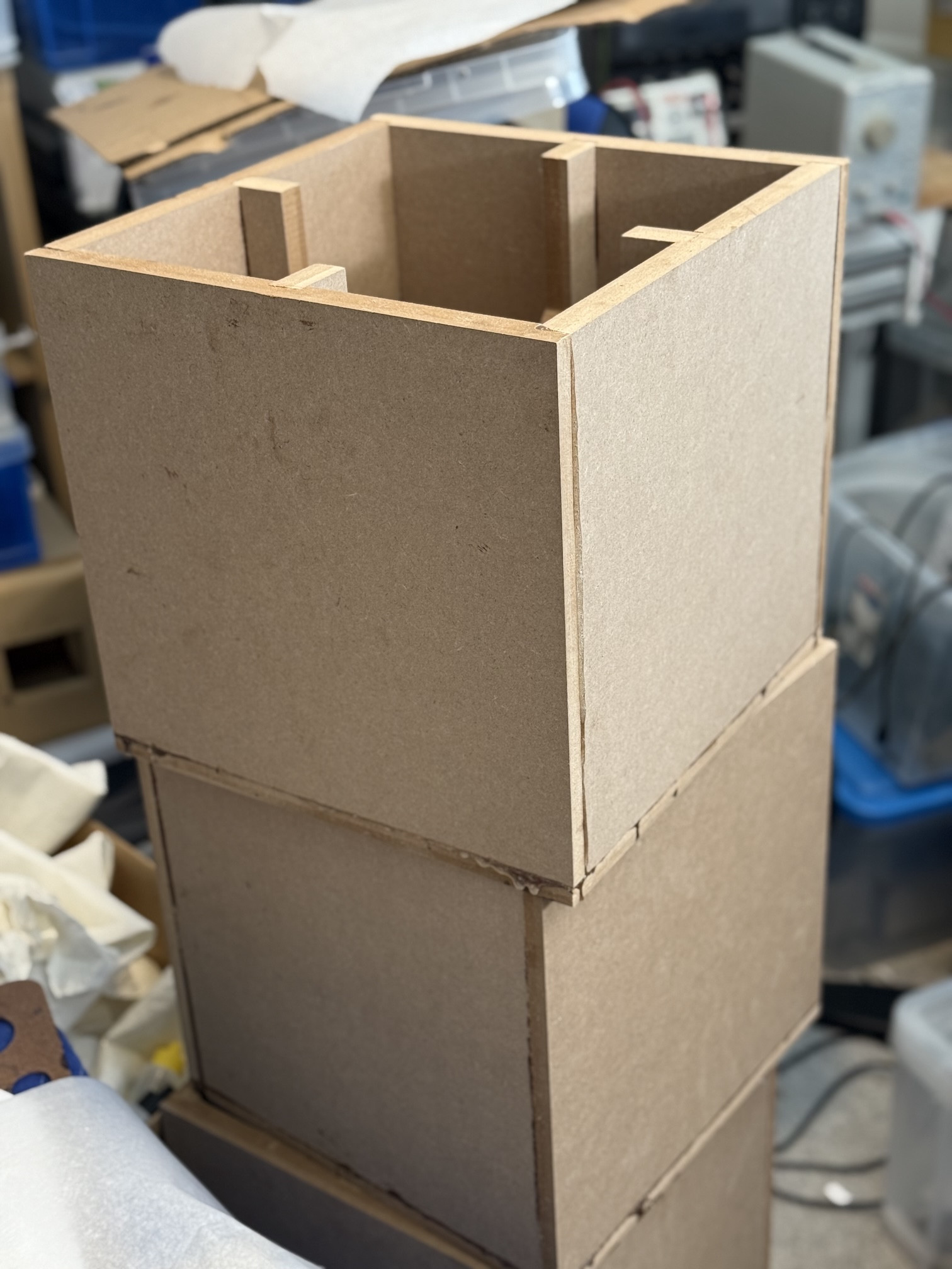 Click image for larger version  Name:	5_Basic HO enclosures awaiting clean up.jpg Views:	0 Size:	434.1 KB ID:	957429