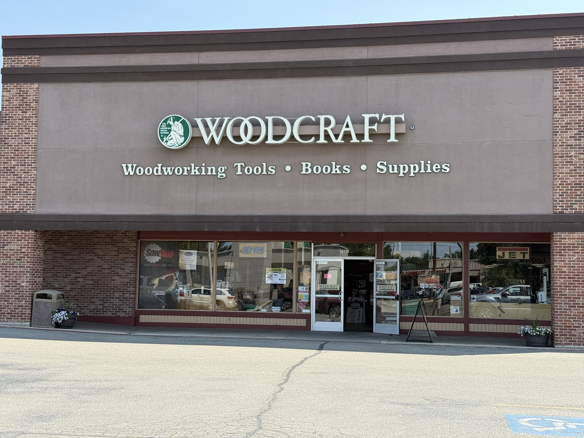 Click image for larger version

Name:	Woodcraft.jpg
Views:	319
Size:	801.6 KB
ID:	958625