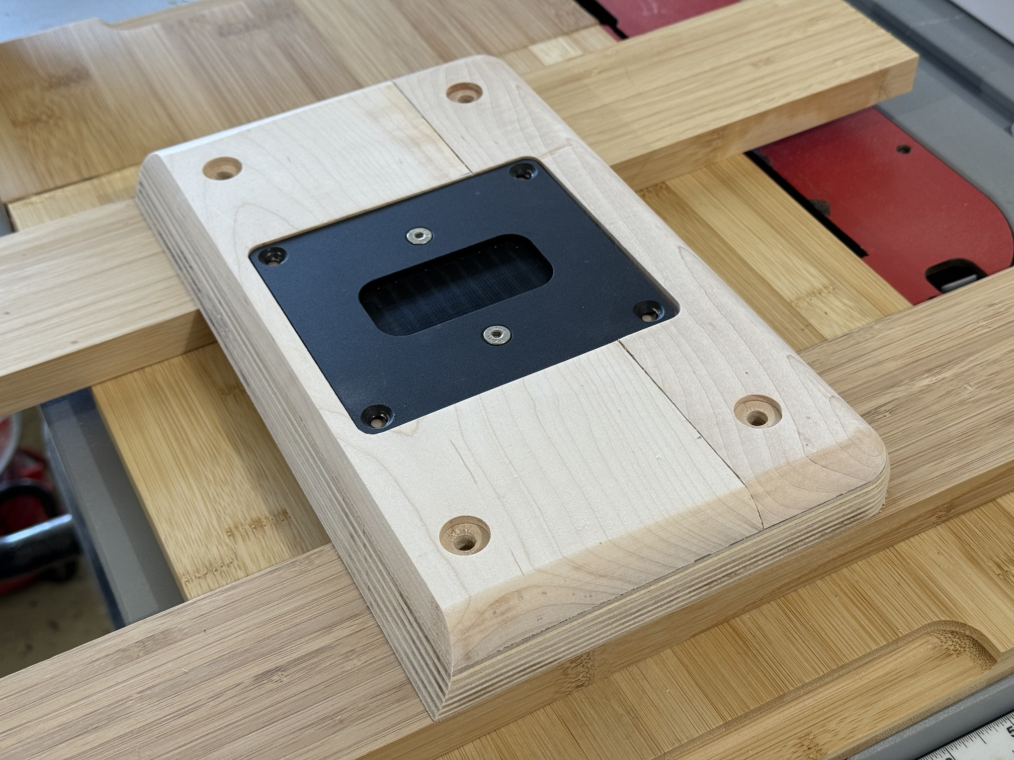 Click image for larger version

Name:	MountingPlateRound-over-Bevel.jpg
Views:	234
Size:	738.5 KB
ID:	958768