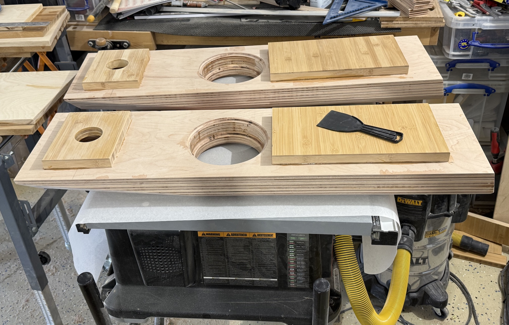 Click image for larger version

Name:	Tweeter and below Woofer panels.jpg
Views:	165
Size:	729.5 KB
ID:	961355